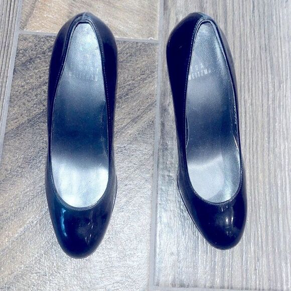 Vintage Stuart Weitzman black leather 4” heels w/.5” platform - Picture 2 of 5